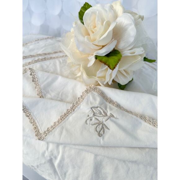 Vintage Madeira 100% LINEN Napkins cream white Crocheted Lace Edge Set of 6 - Picture 2 of 3